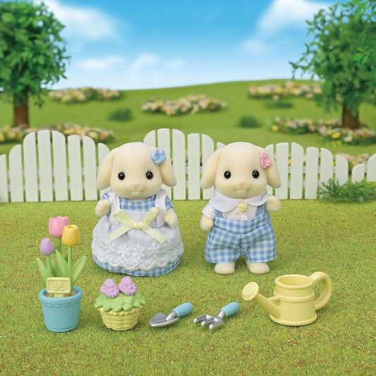 Sylvanian Families Hermanos : Conejo Flora (Set Completo)