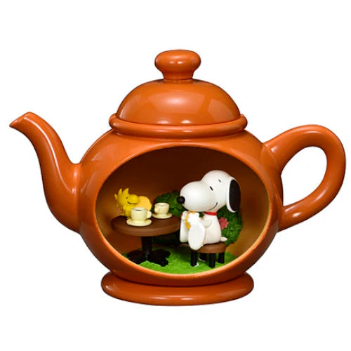 Snoopy Peanuts Antique Diorama Rement