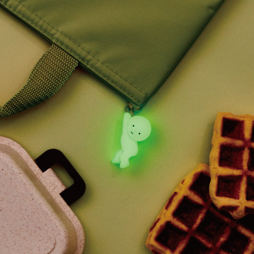 Smiski Zipperbite Colgando