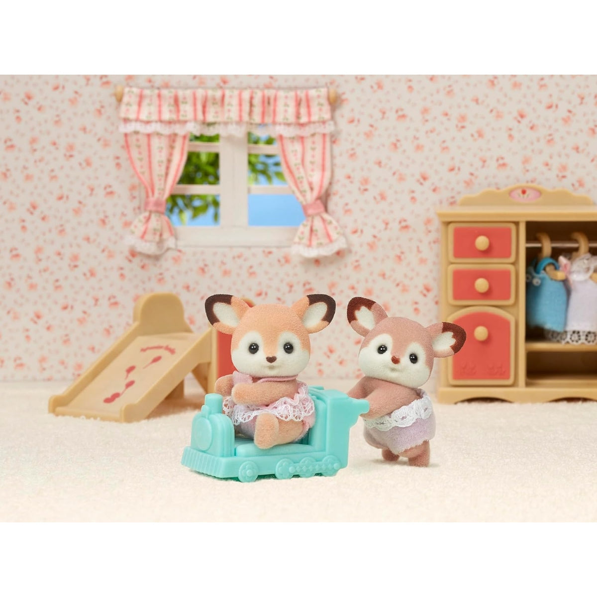 Sylvanian Families Gemelos : Venado (Set Completo)